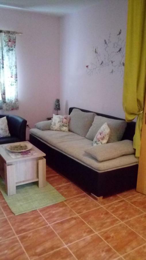 Raj Muraj Ferienappartement Kornić Exterior foto